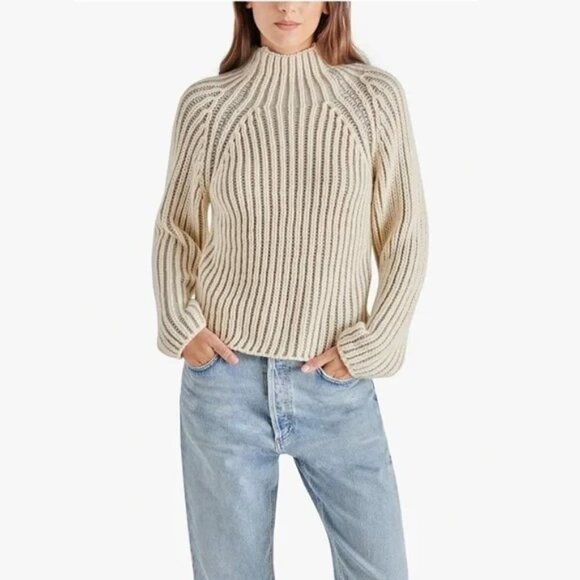 🆕 STEVE MADDEN Apparel Women's Terra Sweater SIZE medium - Picture 1 of 8